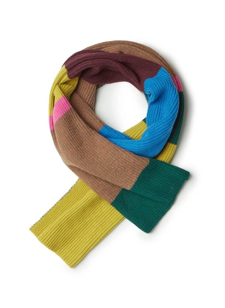 Baukjen sustainable and ethical scarf from lambs wool
