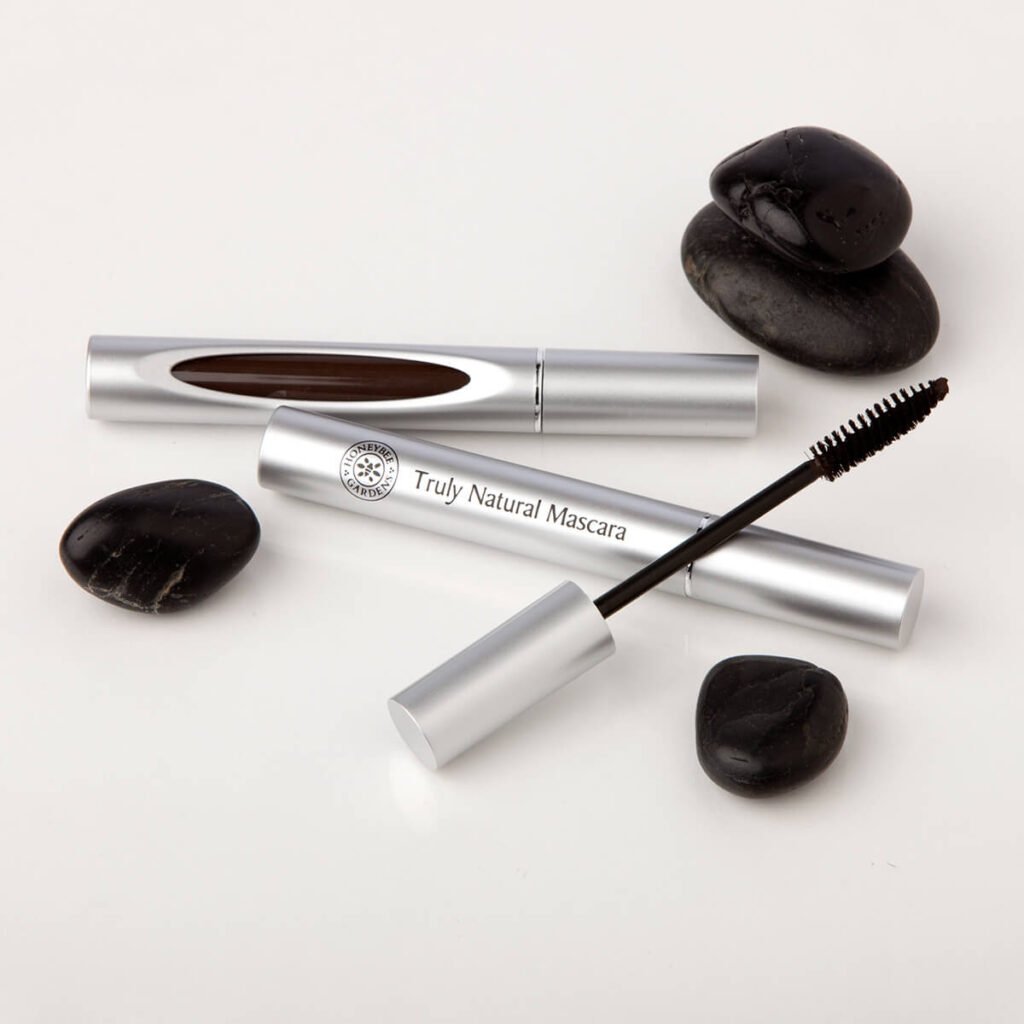 natural mascara