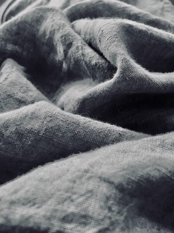 Linen vs. Cotton: Which Material is More Eco-Friendly?
