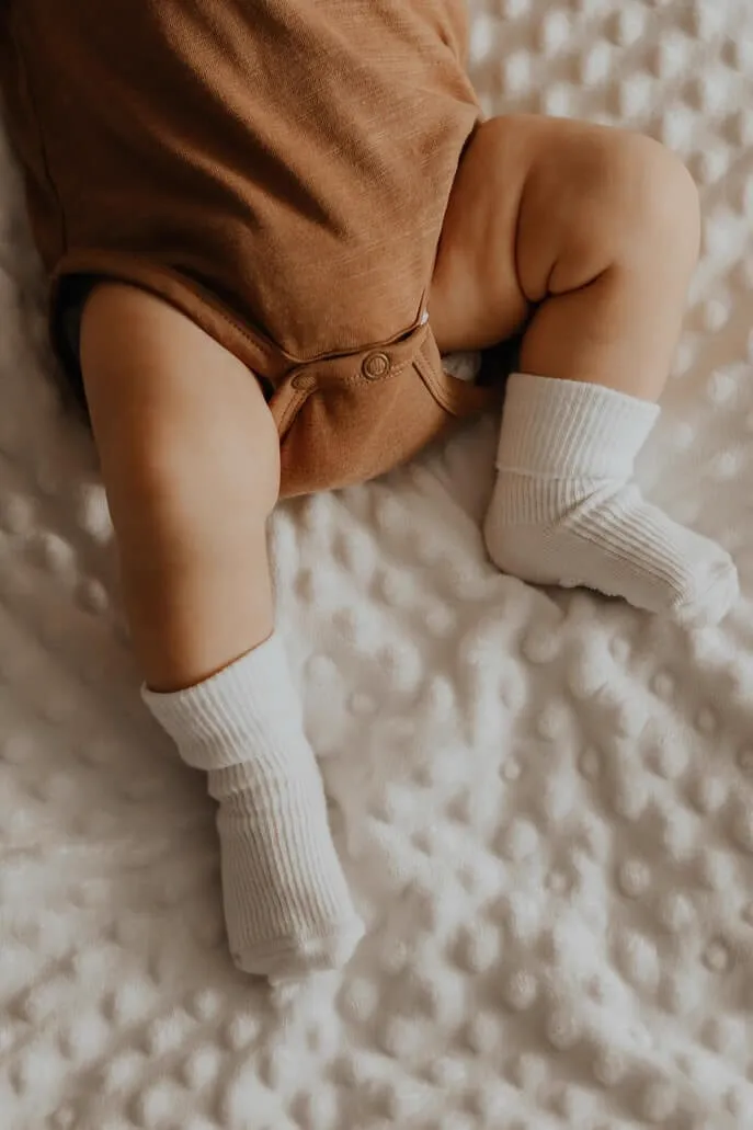 9 Organic Baby Socks For Warm Cozy Feet 2025